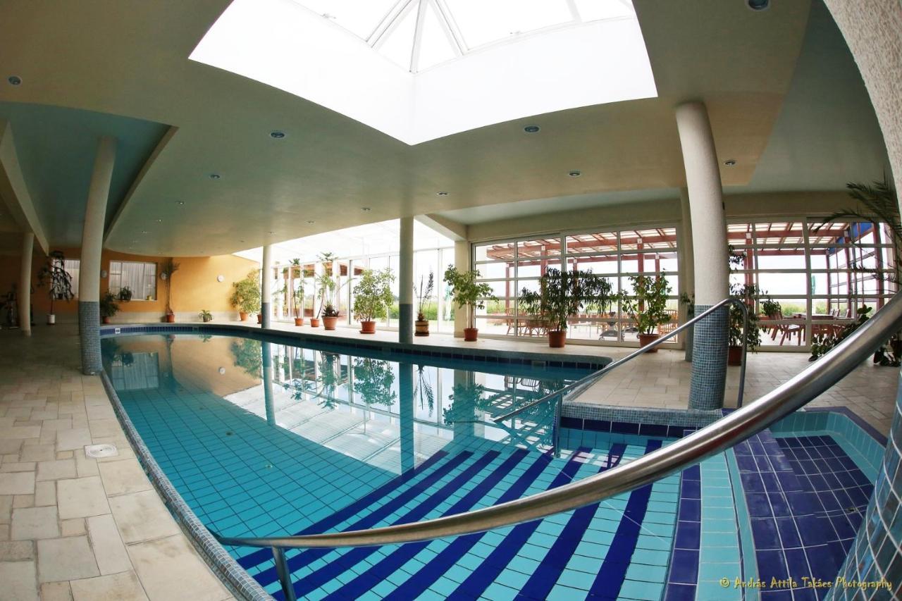 Hotel Juventus Velence Esterno foto