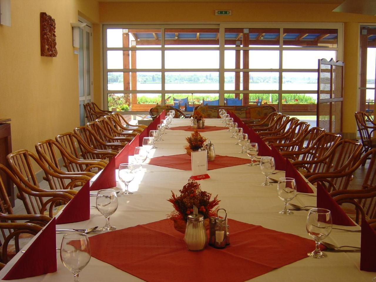 Hotel Juventus Velence Esterno foto